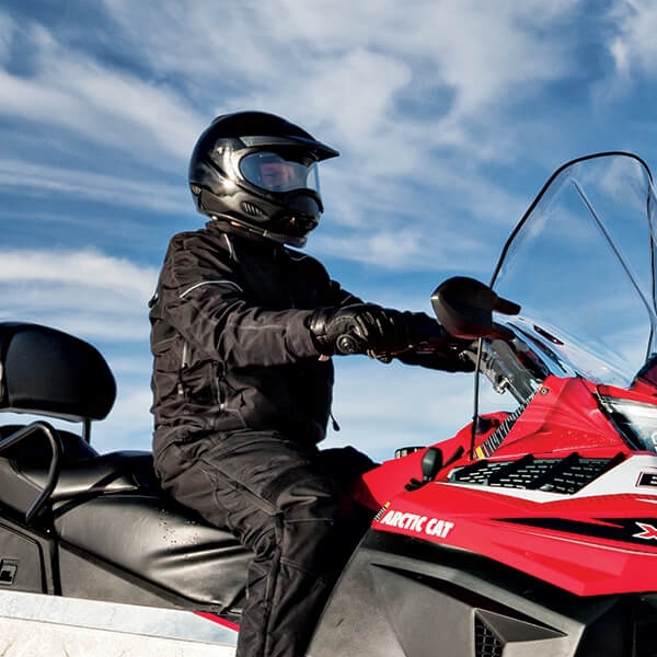 Прокат снегоходов